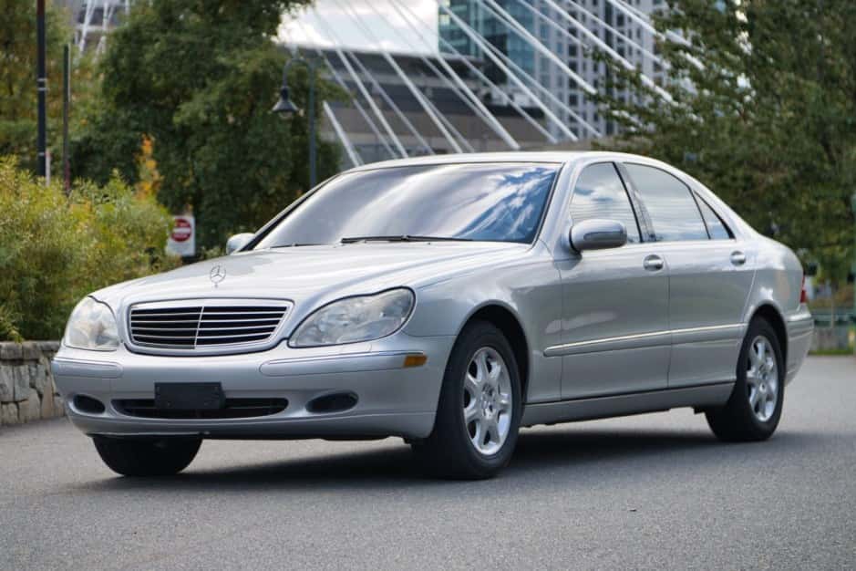 2002 Mercedes-Benz W220 S-Class sold for $7,350