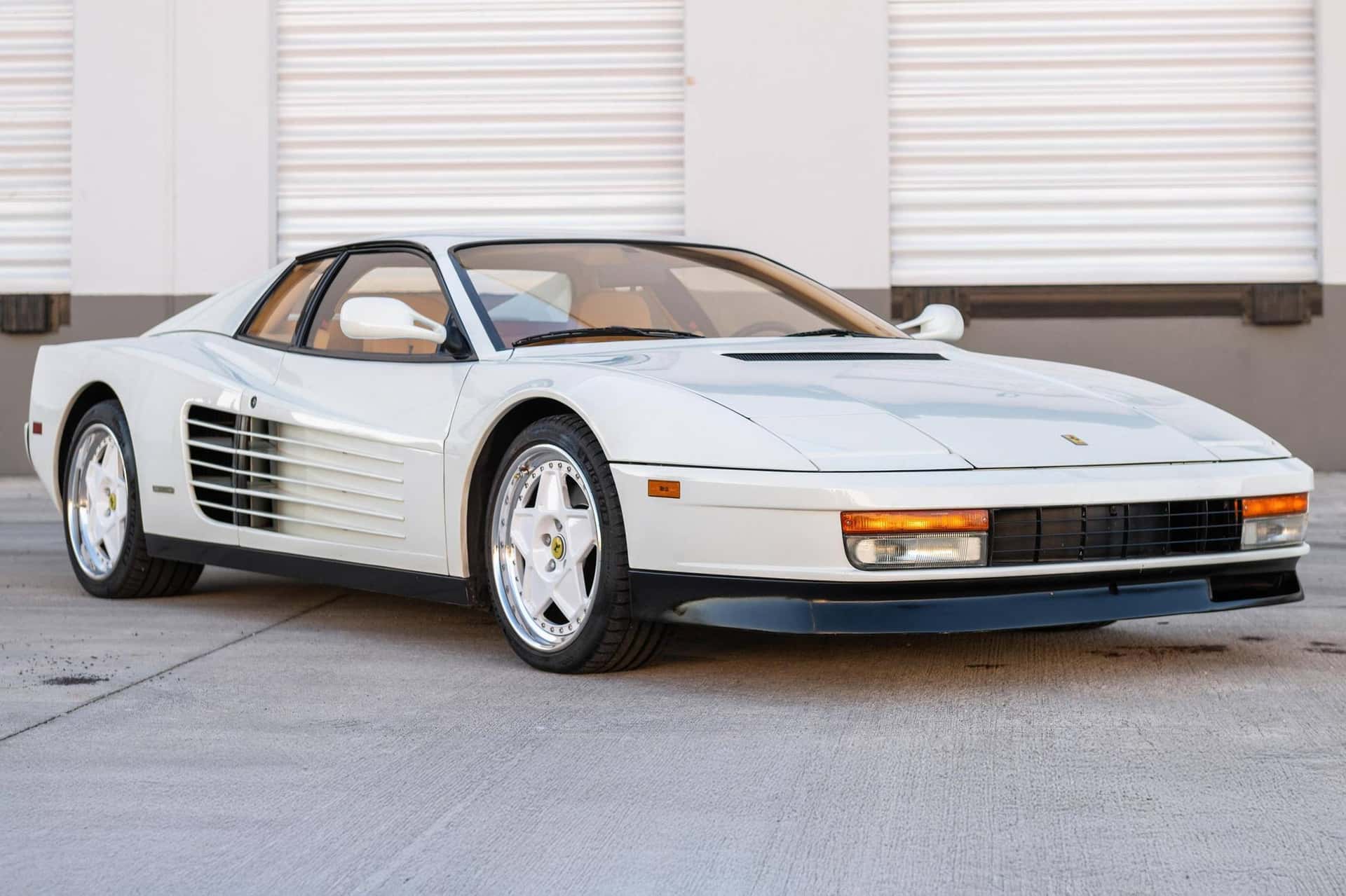 1988 Ferrari Testarossa sold for $136,000