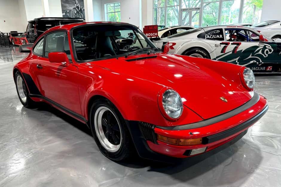 1986 Porsche 930 Turbo sold for $113,000