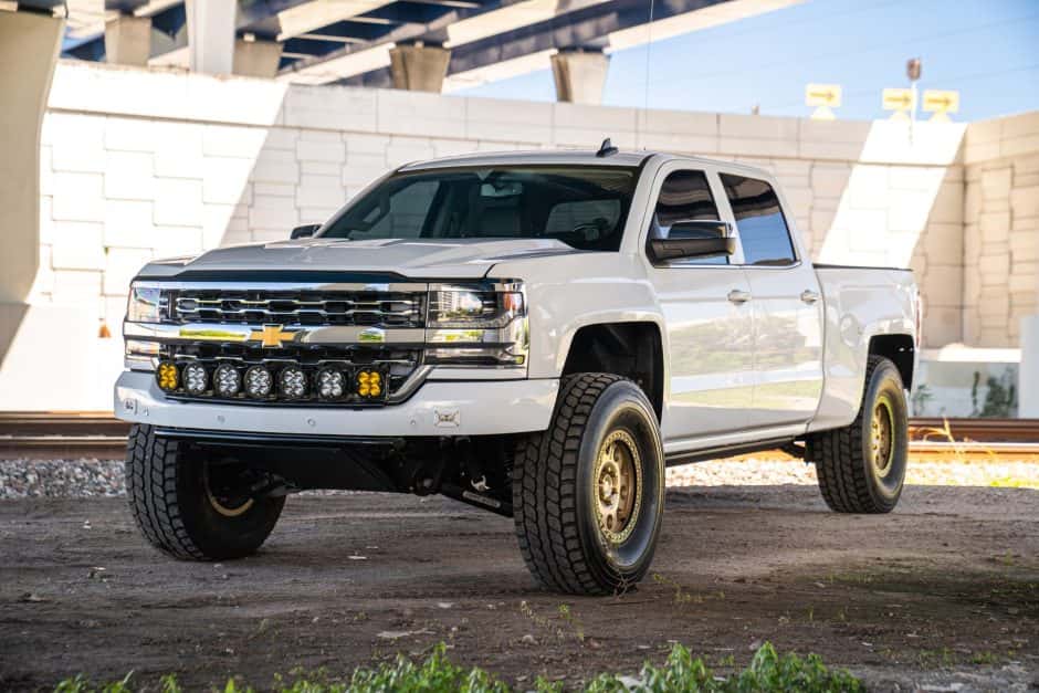 2016 Chevrolet Silverado K2XX (2014-2019) sold for $57,500