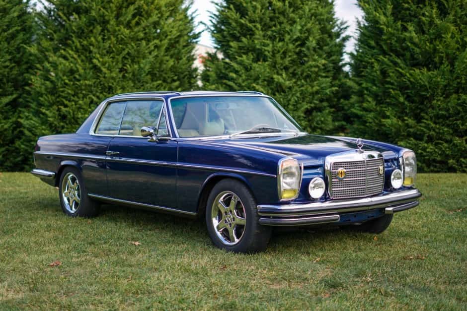 1973 Mercedes-Benz W114 & W115 sold for $15,250
