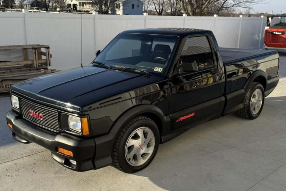 1991 GMC Syclone sold for $56,055