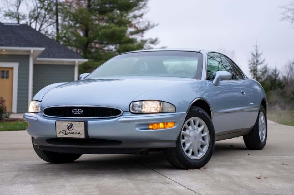 1995 Buick Riviera sold for $15,750