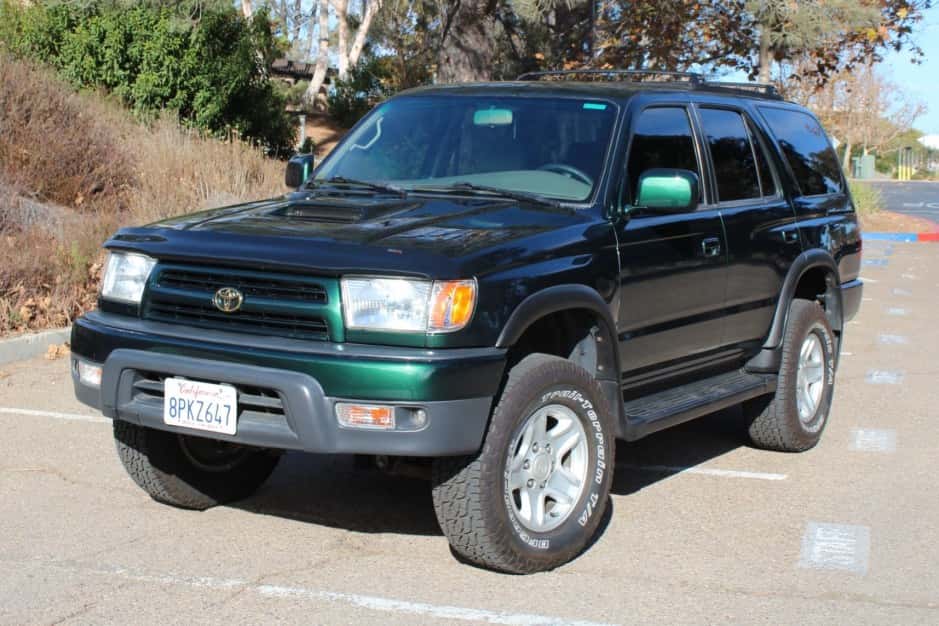 1999 Toyota 4Runner (N180) sold for $16,750