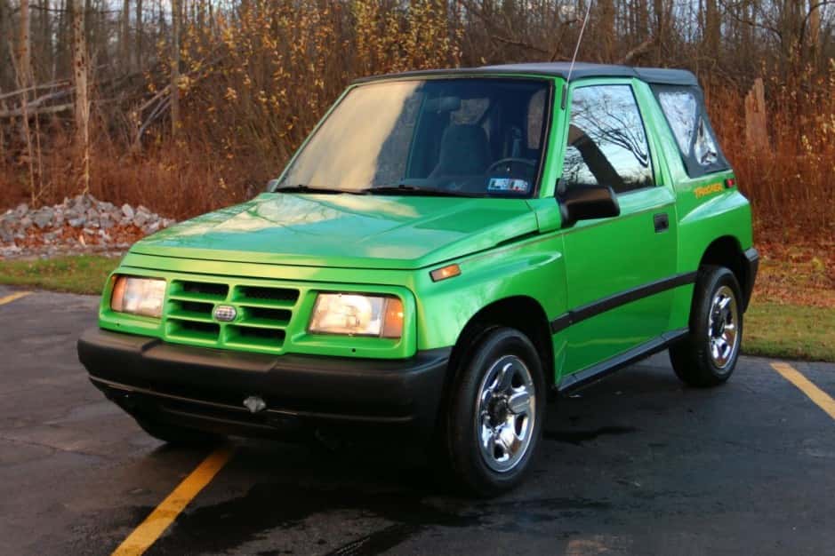 1996 Geo Tracker/Suzuki Sidekick sold for $8,200