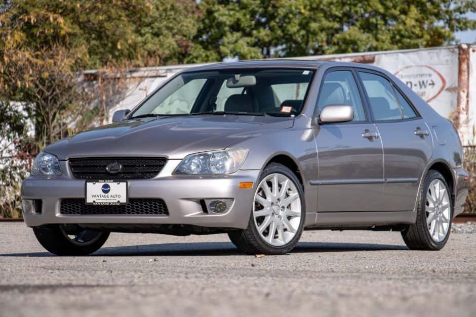 2003 Lexus IS sold for $19,000