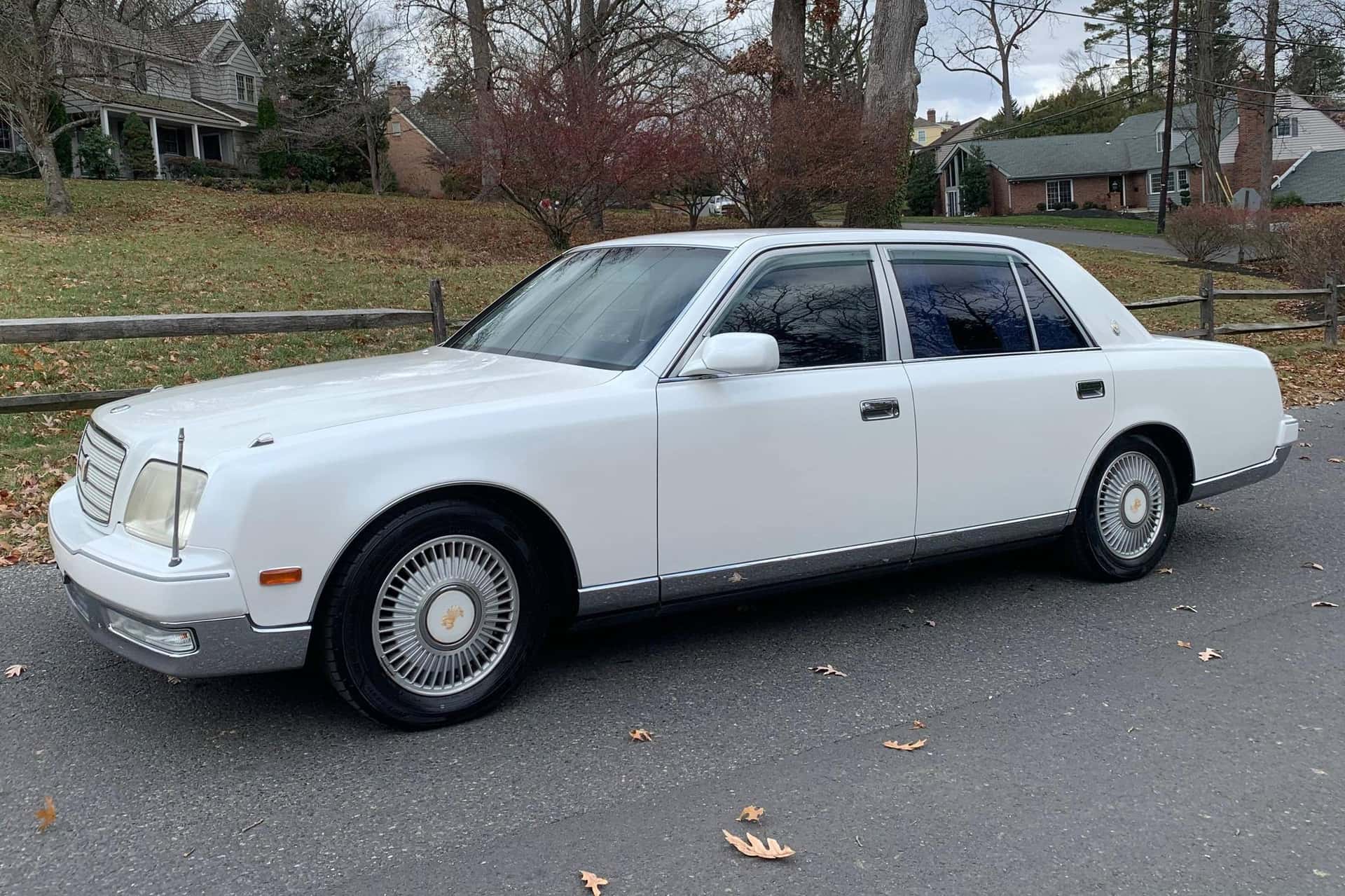 1999 Toyota Century sold for $14,000