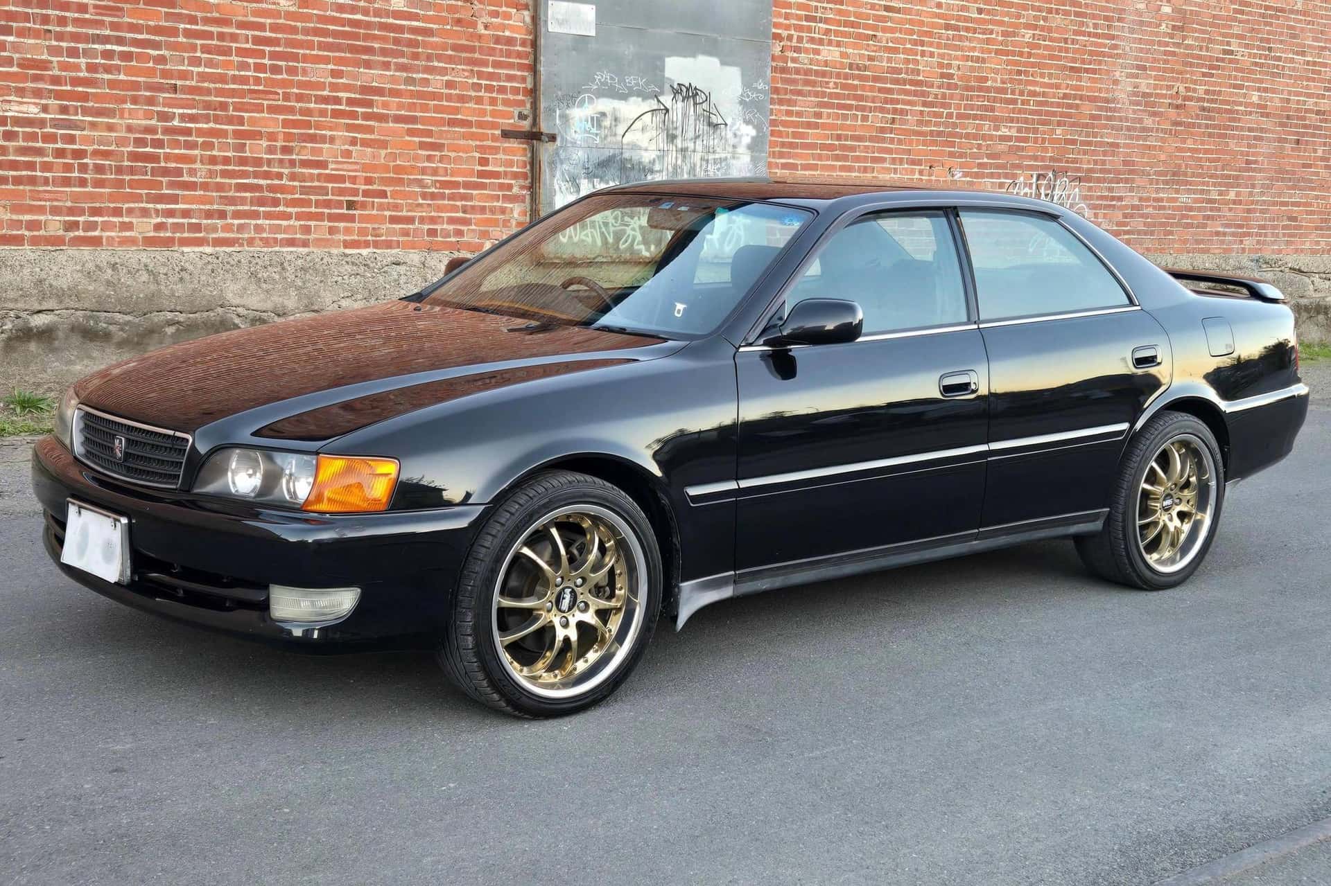 1997 Toyota Chaser sold for $14,300
