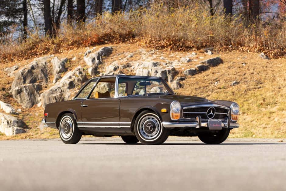 1971 Mercedes-Benz W113 SL sold for $83,000