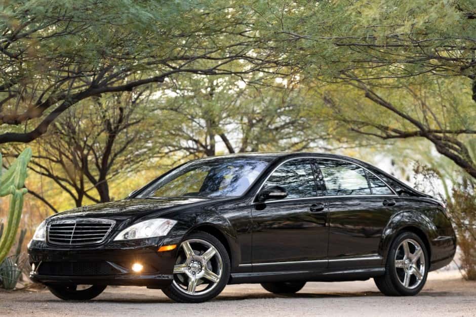 2008 Mercedes-Benz W221 S-Class sold for $21,250