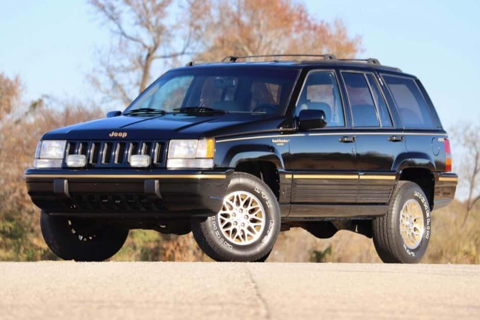 1994 Jeep ZJ Grand Cherokee sold for $18,000