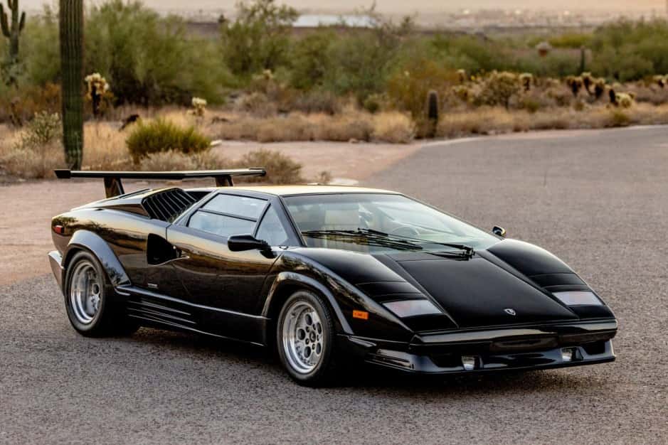 1989 Lamborghini Countach sold for $495,000