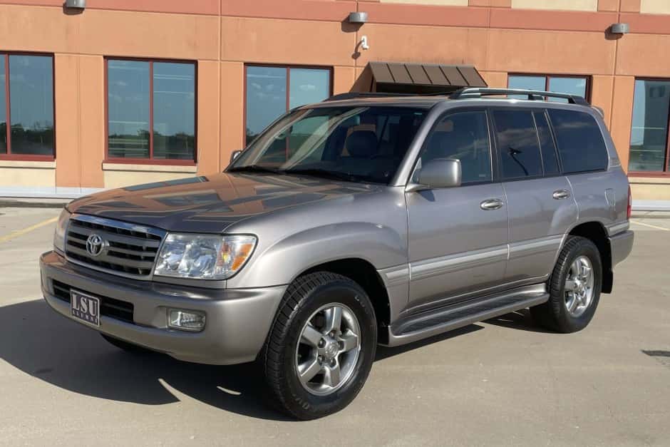 2007 Toyota Land Cruiser 100-Series sold for $62,500