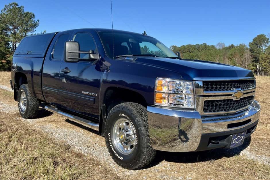 2009 Chevrolet Silverado GMT900 Heavy Duty (2007-2014) sold for $29,500