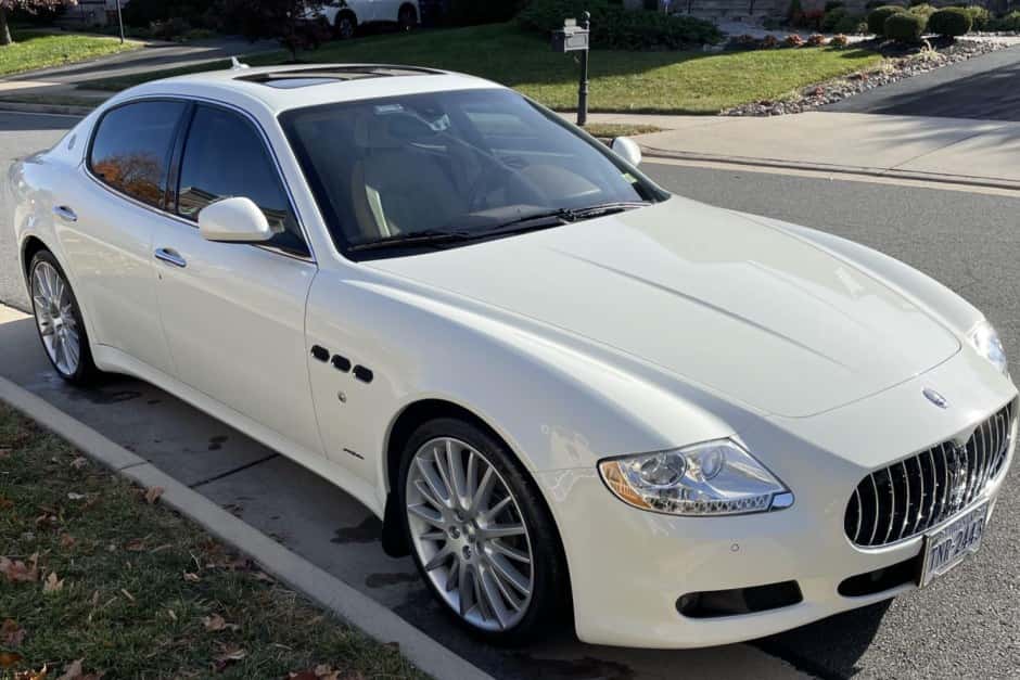 2010 Maserati Quattroporte sold for $20,000