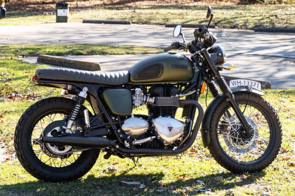 2013 Triumph New Bonneville (2000+) sold for $6,800