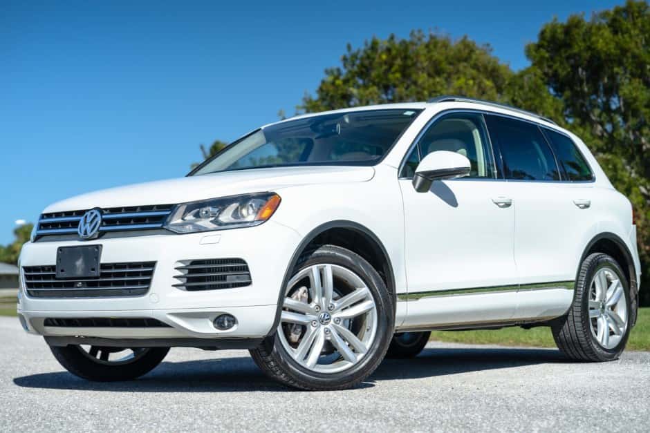 2014 Volkswagen Touareg sold for $14,250
