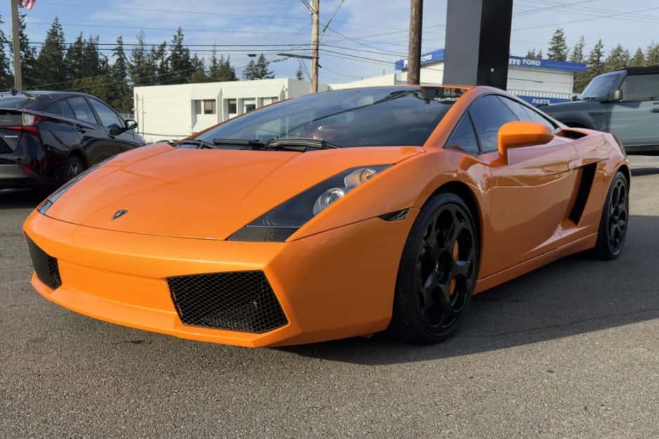 2004 Lamborghini Gallardo sold for $0