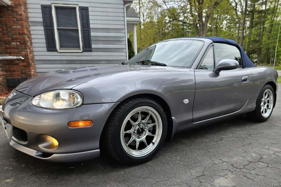 2003 Mazda NB MX-5 Miata sold for $14,000