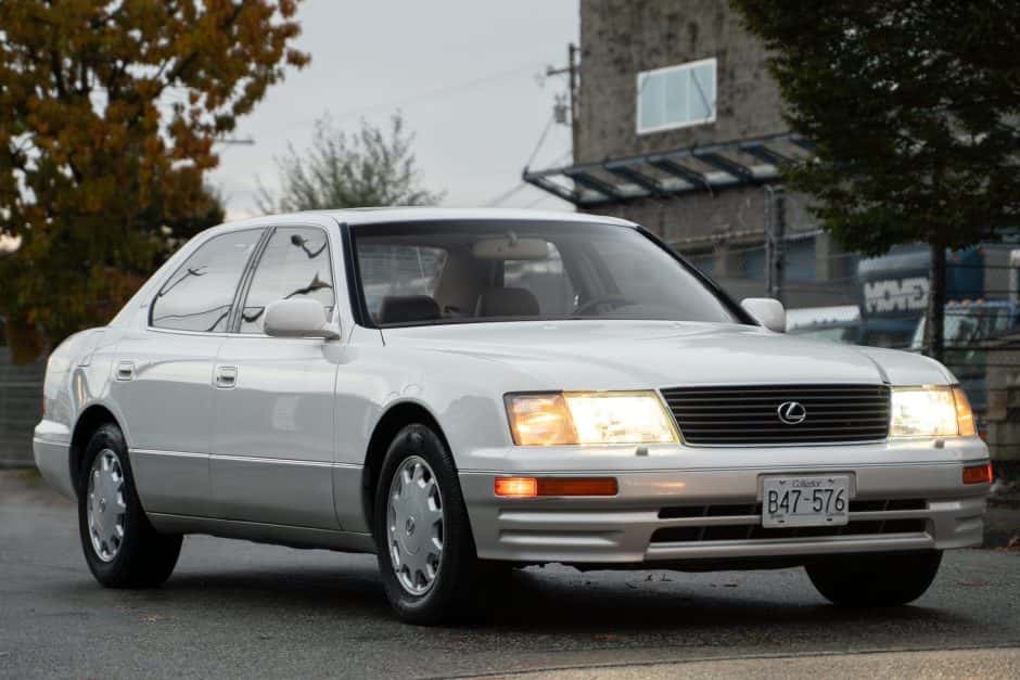 1995 Lexus LS Sedan sold for $15,000