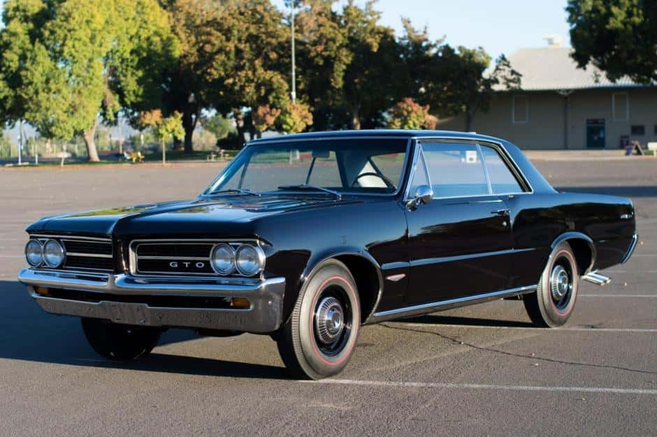 1964 Pontiac GTO sold for $70,100