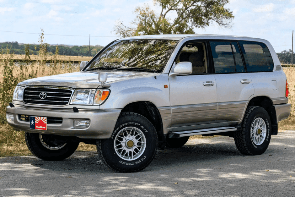 1998 Toyota Land Cruiser 100-Series sold for $14,750