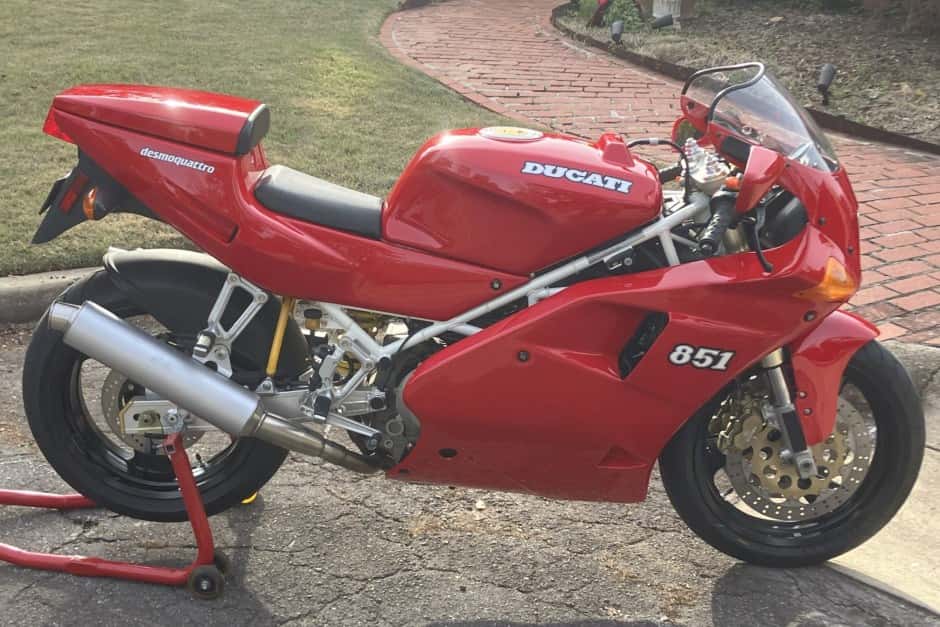 1992 Ducati 851 sold for $9,200