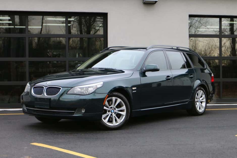 2010 BMW E61 5-Series Touring sold for $9,100