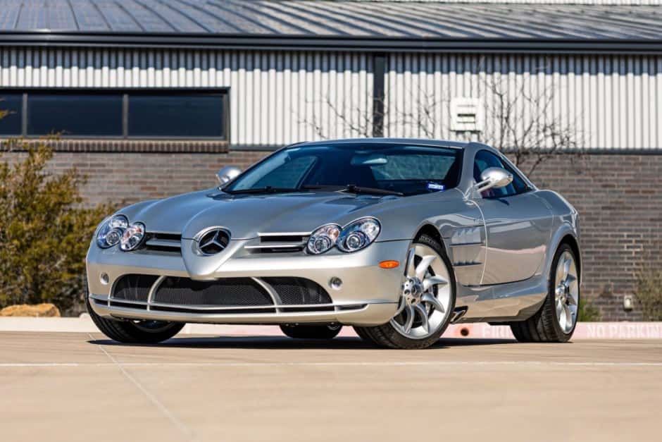 2005 Mercedes-Benz SLR McLaren sold for $295,000