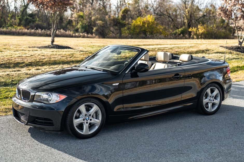 2011 BMW E82/E88 1-Series sold for $13,500
