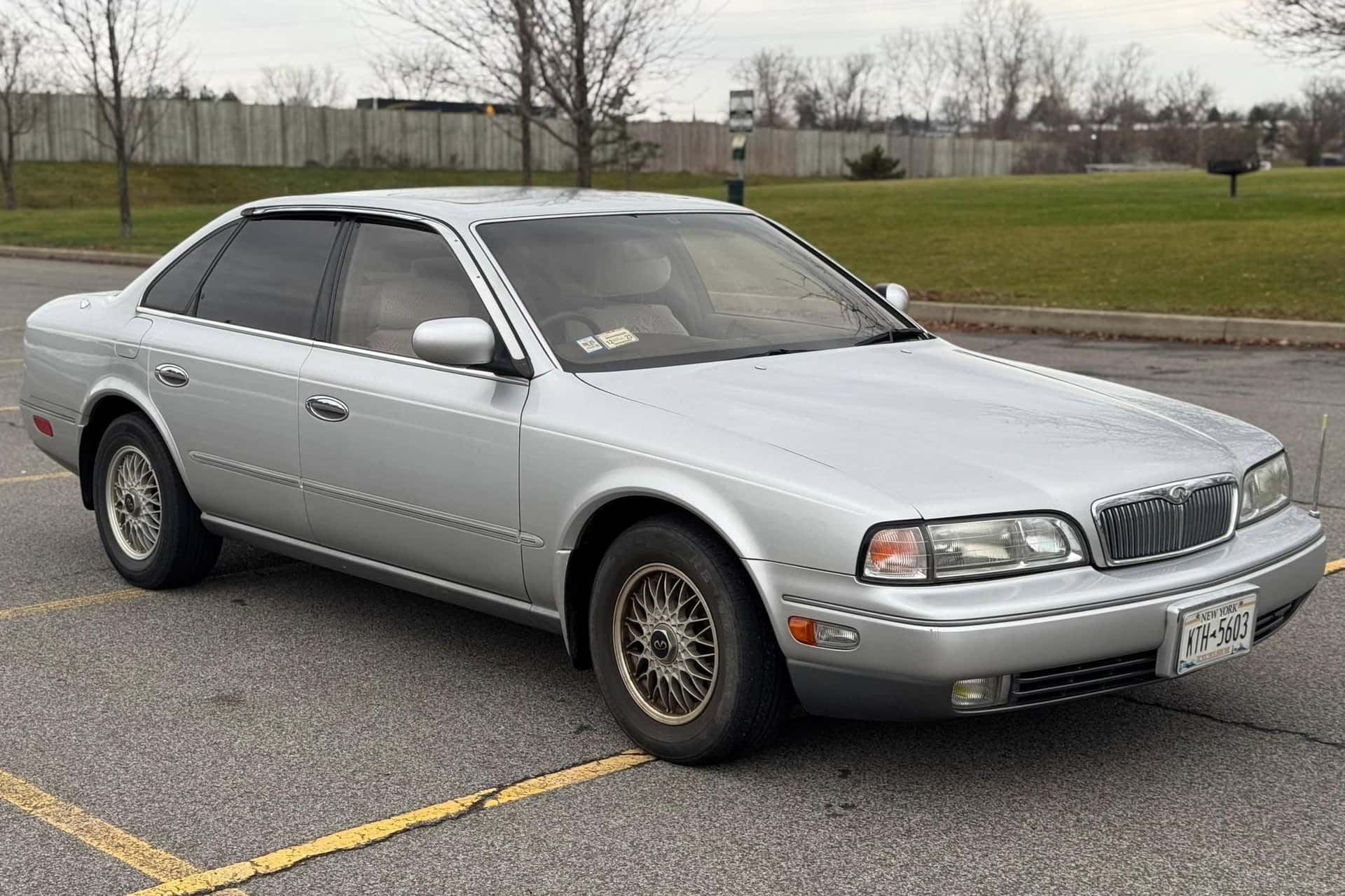 1993 Infiniti Q45 sold for $4,200