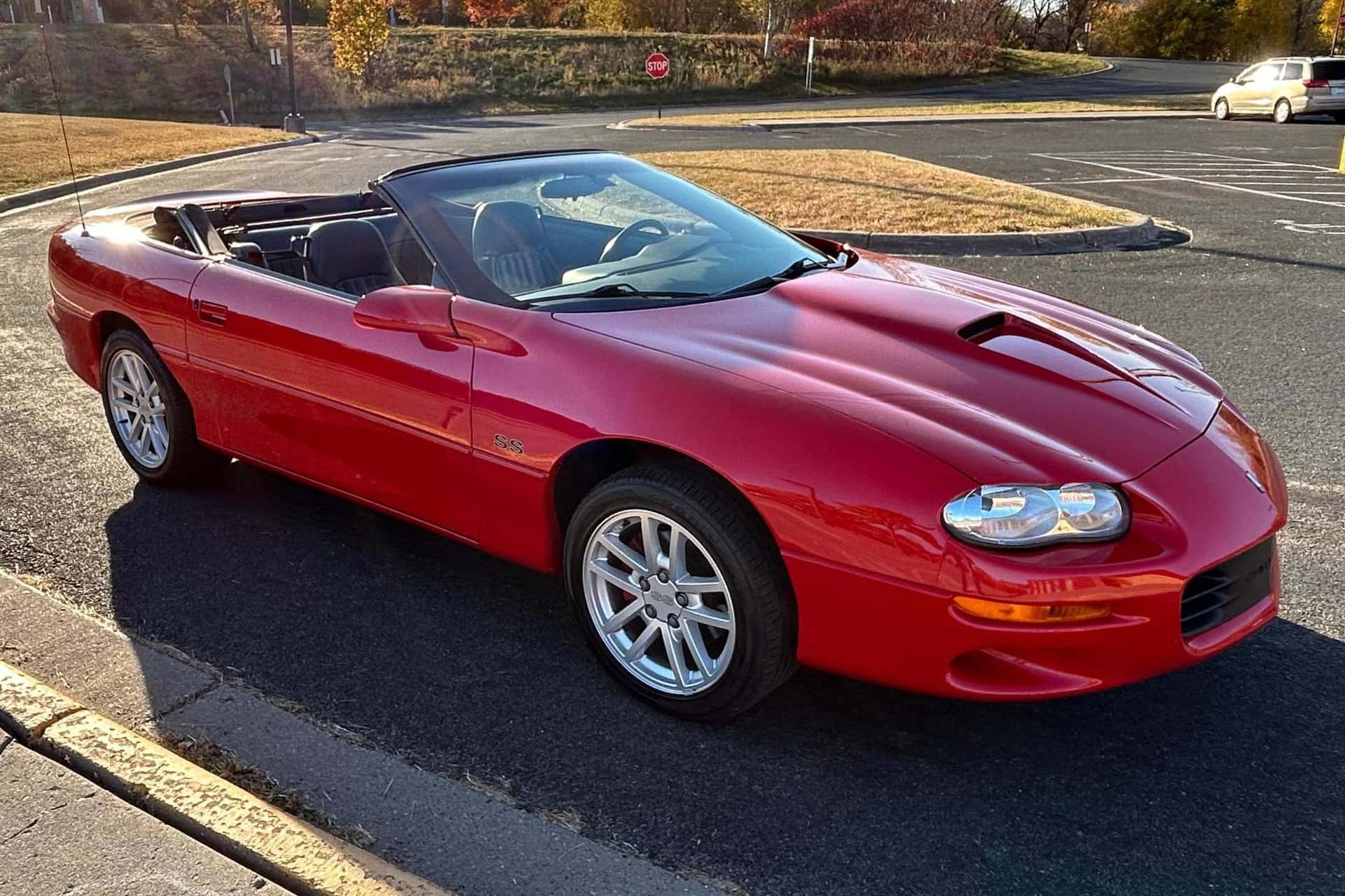 2001 Chevrolet Camaro sold for $12,100