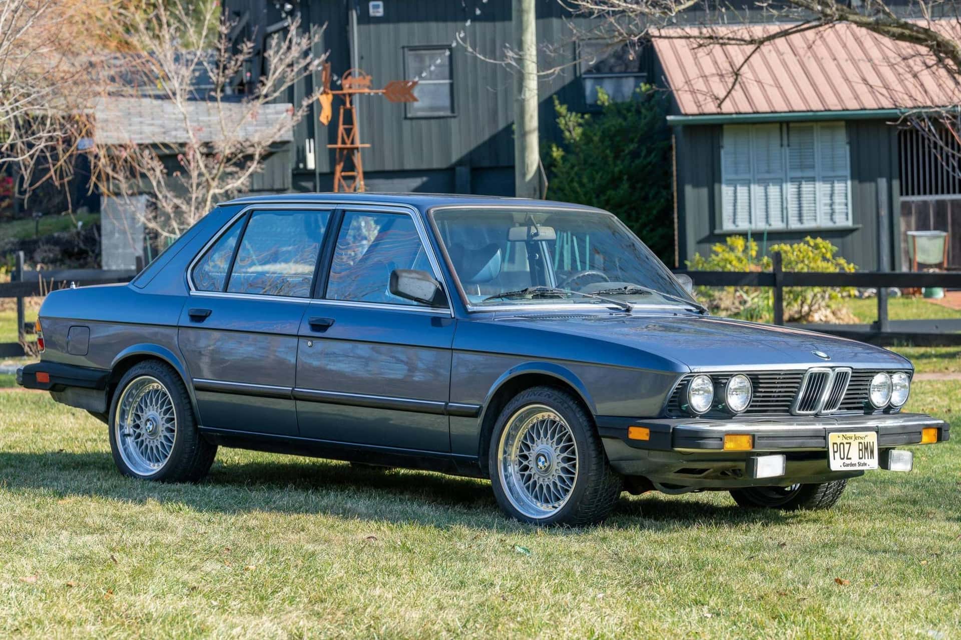 1983 BMW 5 Series sold for $5,200