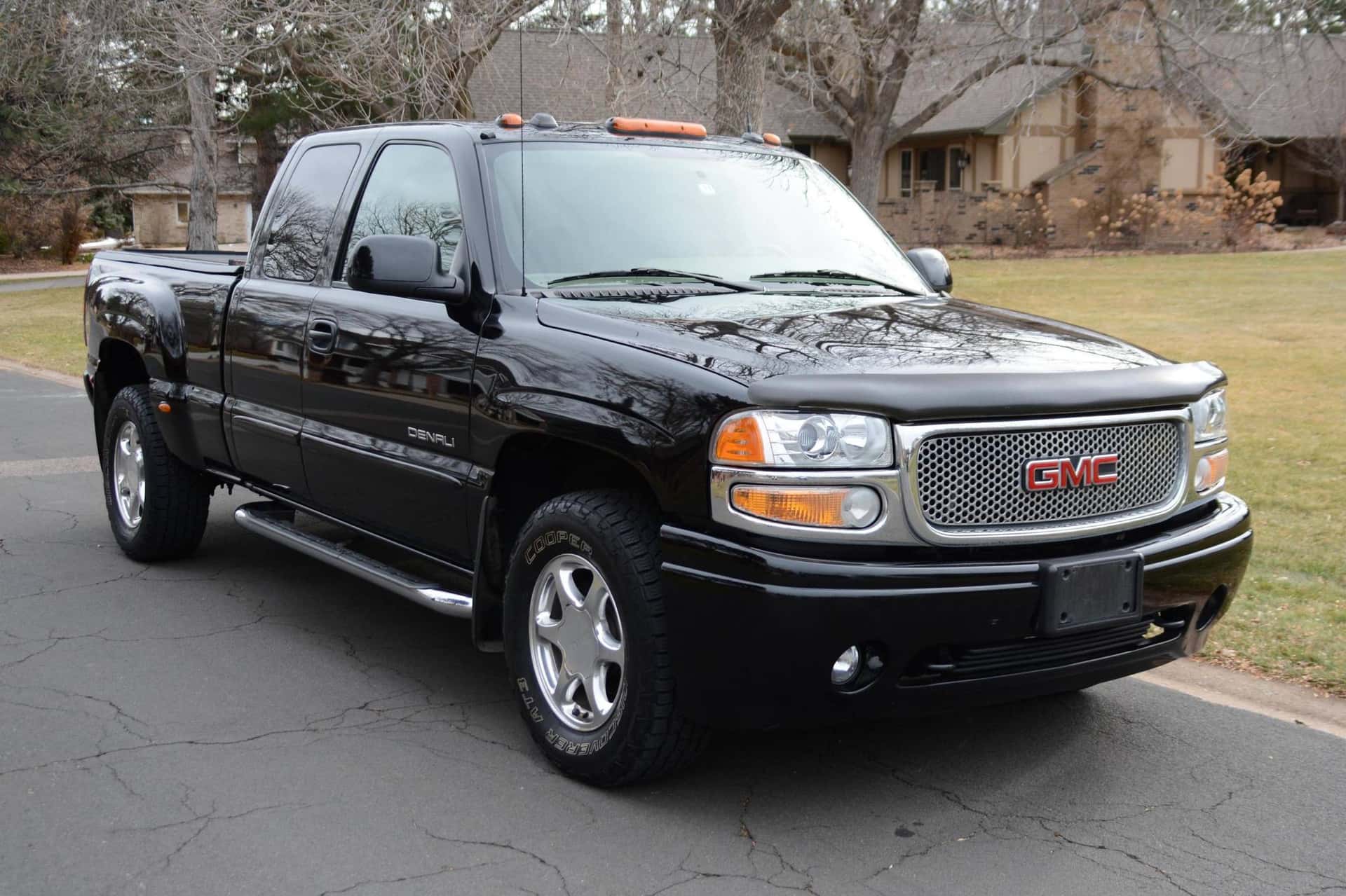 2004 GMC Sierra sold for $21,250