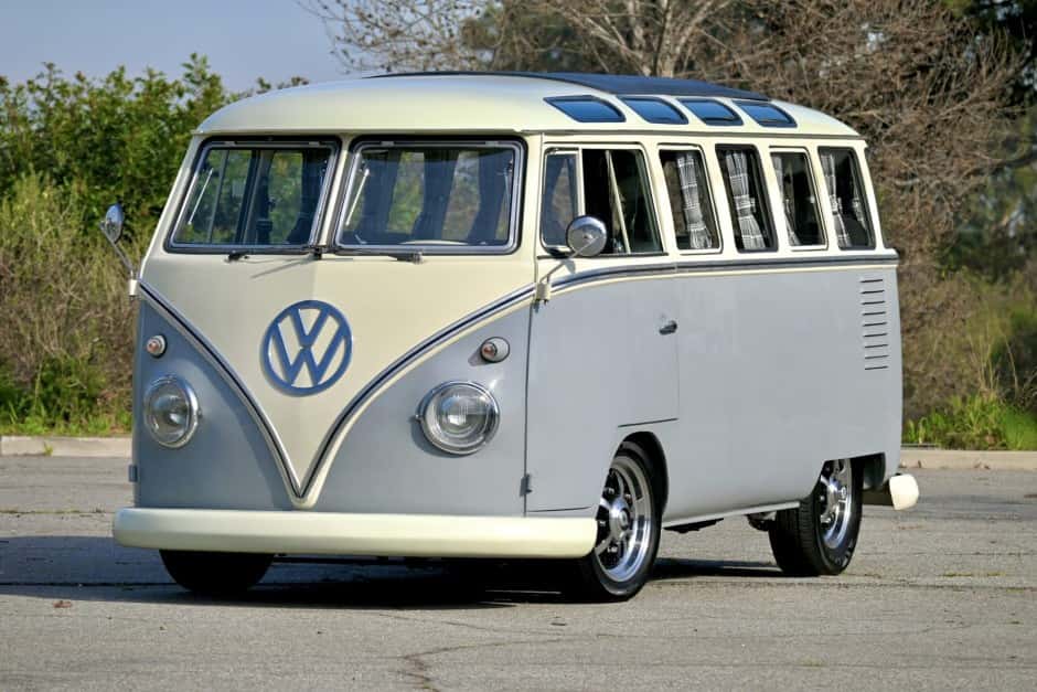 1963 Volkswagen Split-Window Bus sold for $25,750