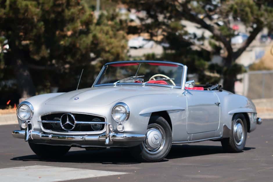 1960 Mercedes-Benz 190SL sold for $89,500