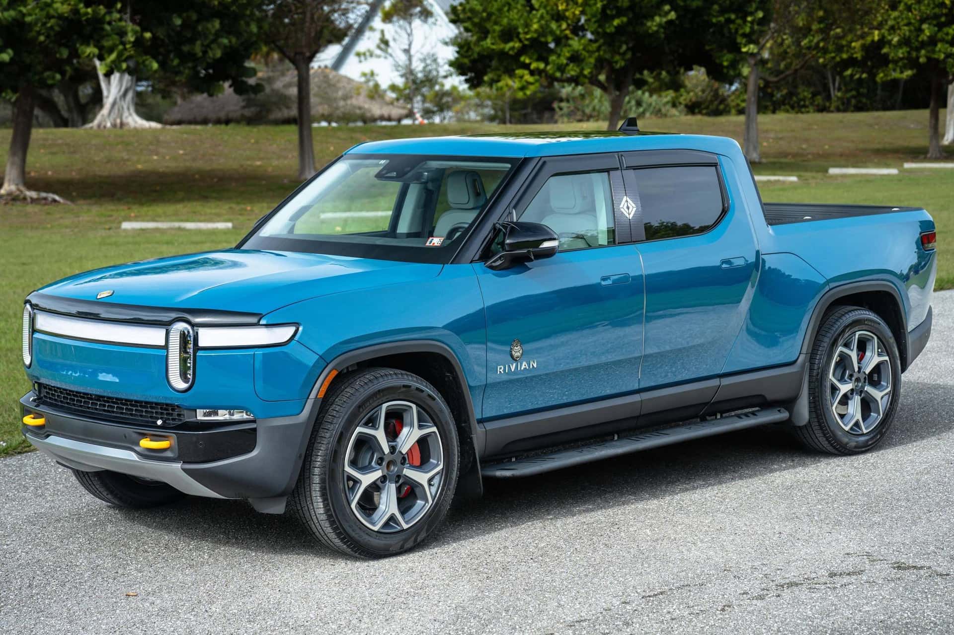 2024 Rivian R1T sold for $65,000