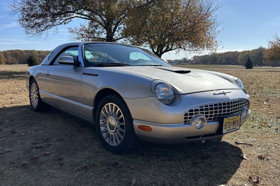 2004 Ford Thunderbird (2002-2005) sold for $14,500