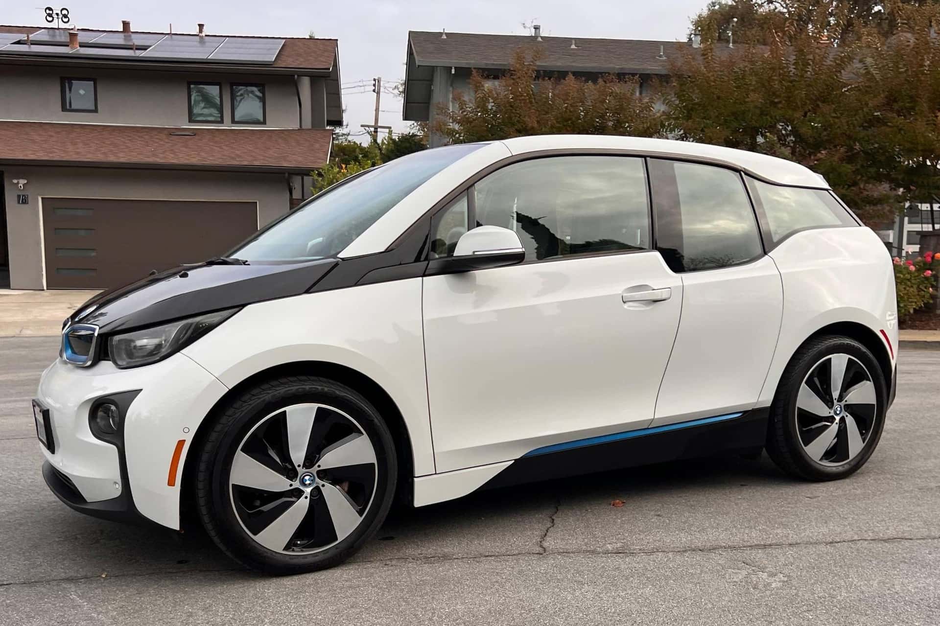 2014 BMW i3 sold for $7,700