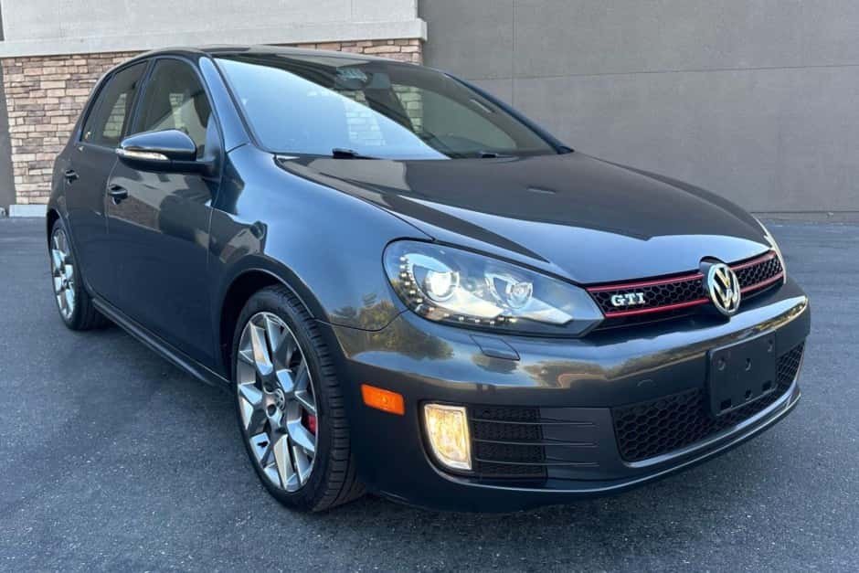 2013 Volkswagen GTI Mk6 sold for $12,500