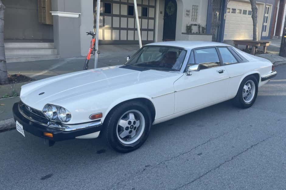 1985 Jaguar XJS sold for $5,500