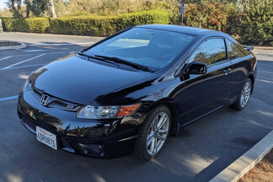 2008 Honda Civic Si sold for $15,400