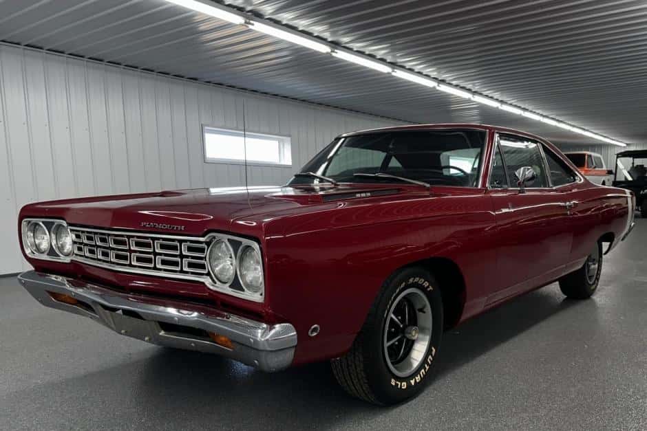 1968 Plymouth Road Runner sold for $44,000