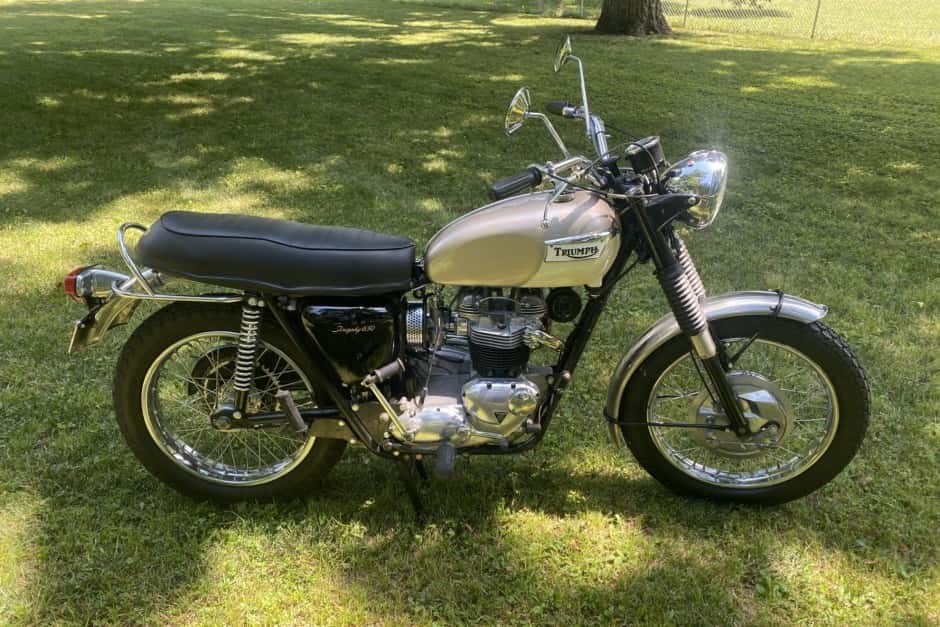 1970 Triumph Trophy sold for $7,950