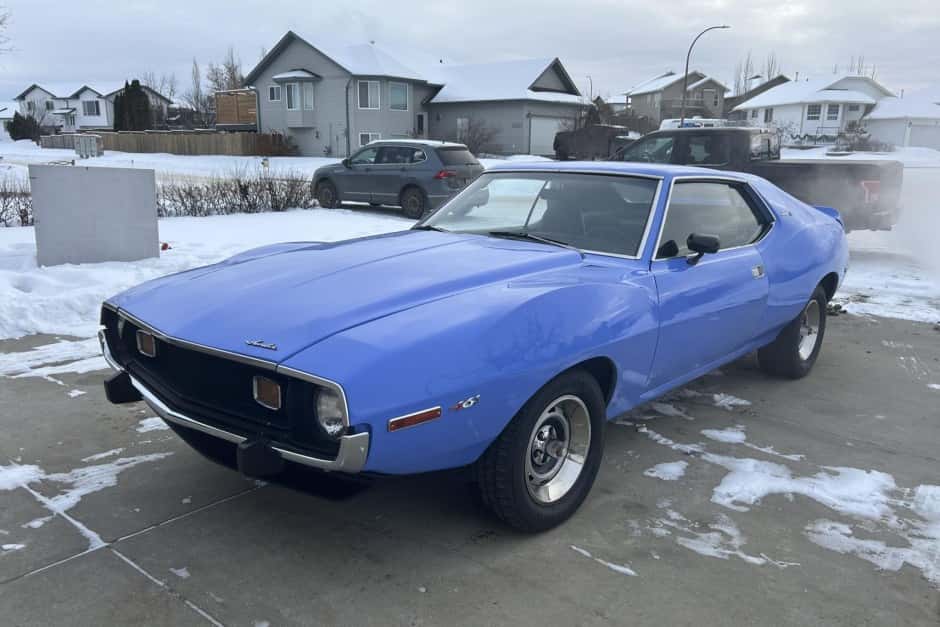 1974 AMC Javelin sold for $9,501