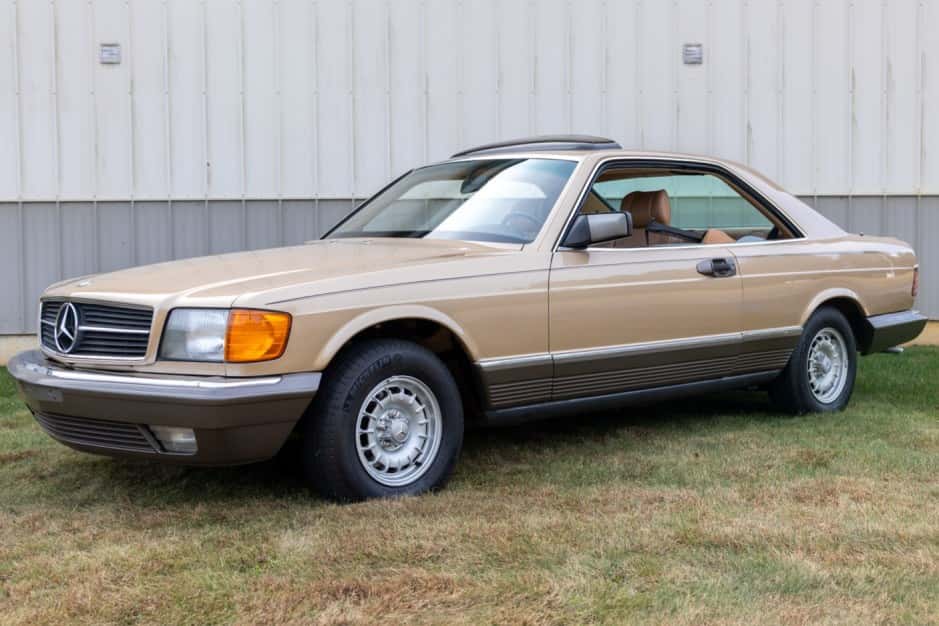 1984 Mercedes-Benz C126 sold for $18,500