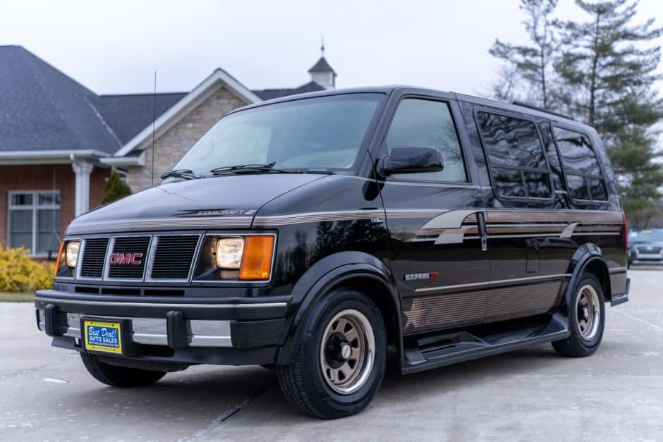 1994 GMC Van sold for $12,750