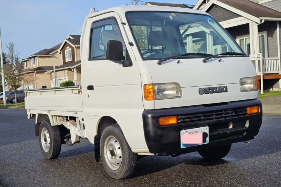1998 Suzuki Carry sold for $7,300
