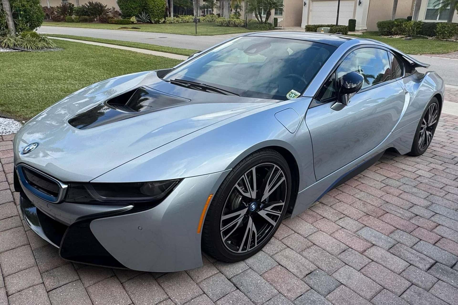 2015 BMW i8 sold for $53,000