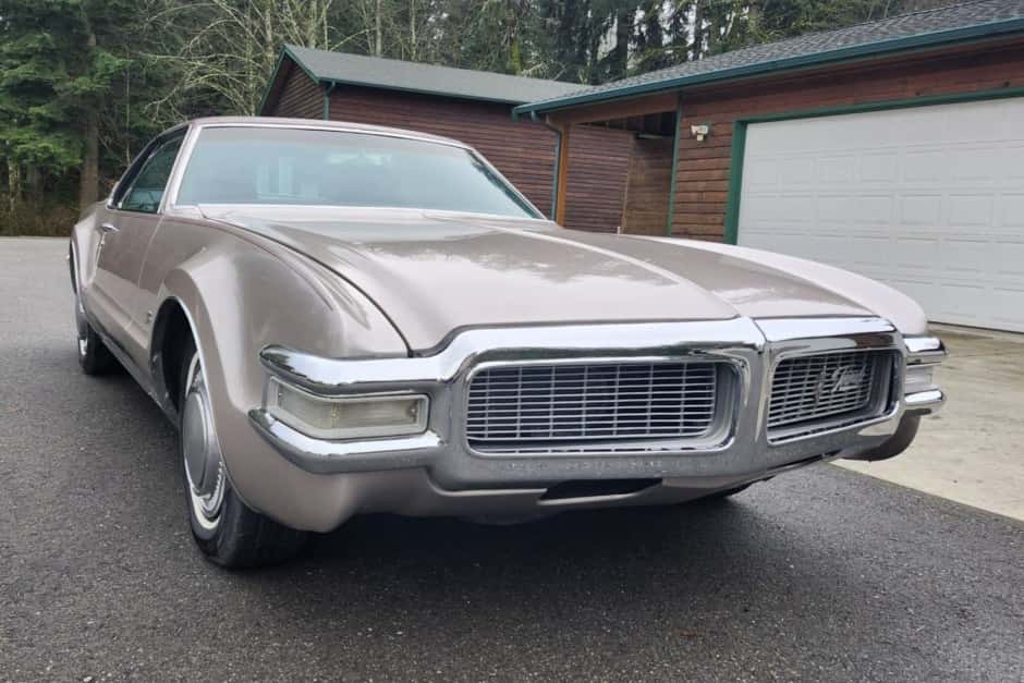 1969 Oldsmobile Toronado sold for $9,500